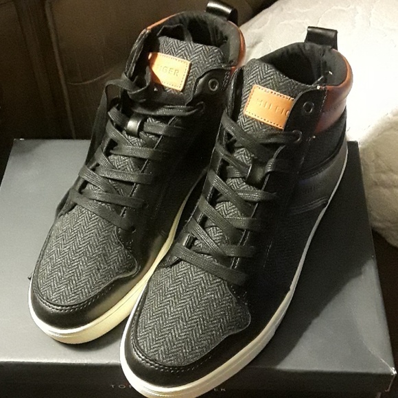 tommy hilfiger shoes high tops